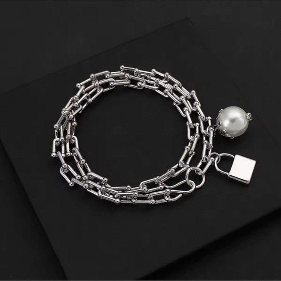 Graduated Link Elegant Silver Chain Lock Pearl Charm - Picture 5 of 6